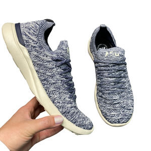 APL | sz 9 Women's Navy Lightweight Lace Up Techloom Wave Running Sneakers $225